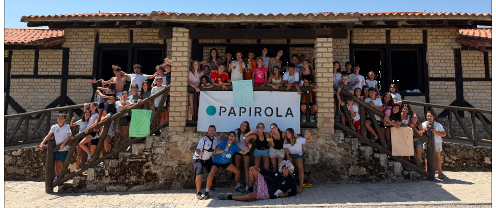 Los niños y niñas de la AVT disfrutan de su campamento de verano en Pasarón de la Vera
